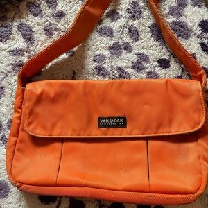 Small canvas Yakpak shoulder bag